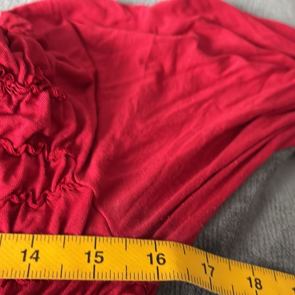 Max Studio Elegant Red Women's Top - Picture 6 of 11